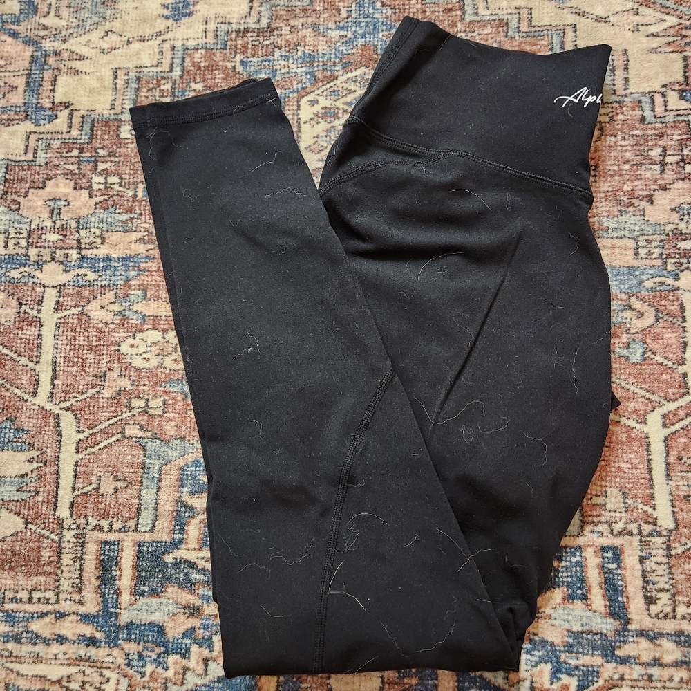 Alphalete surface leggings, black size M